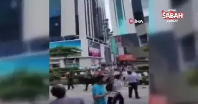 Çin’de beşik gibi sallanan 355 metrelik gökdelen paniği kamerada