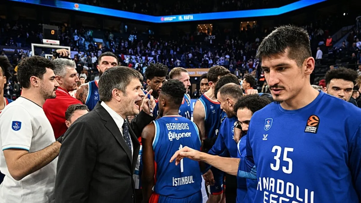 Anadolu Efes, Zalgiris deplasmanında mağlup!