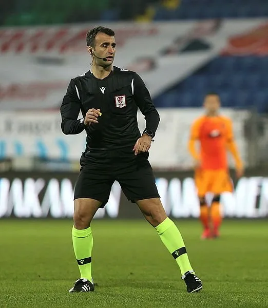 Son dakika: Galatasaray’ın penaltı isyanı sonrası çarpıcı sözler! ’Eğer Arda Turan sahada olsaydı...’