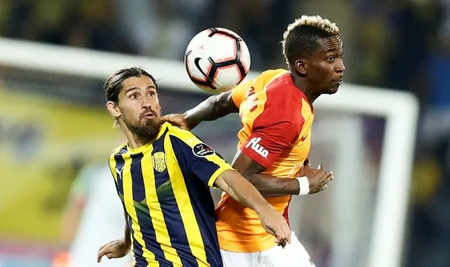 Galatasaray sezonu 3 puanla açtı Galatasaray sezonu 3 puanla açtı