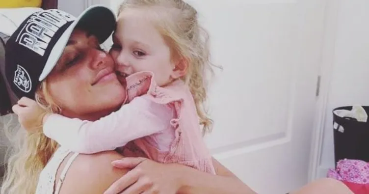 Baba evinde çok mutlu