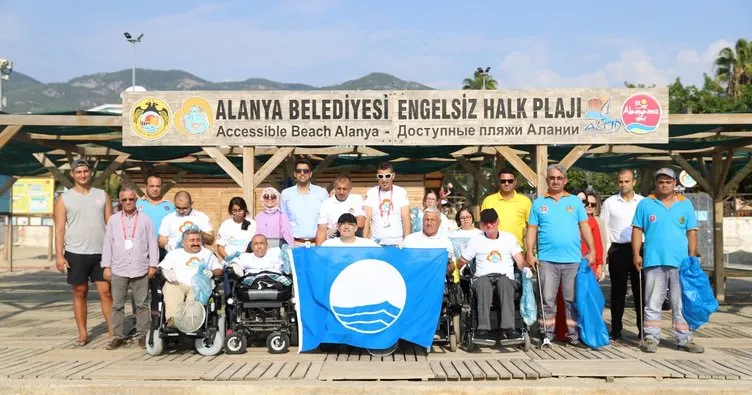 Alanya Belediyesi Engelsiz Halk Plajı’nda anlamlı etkinlik