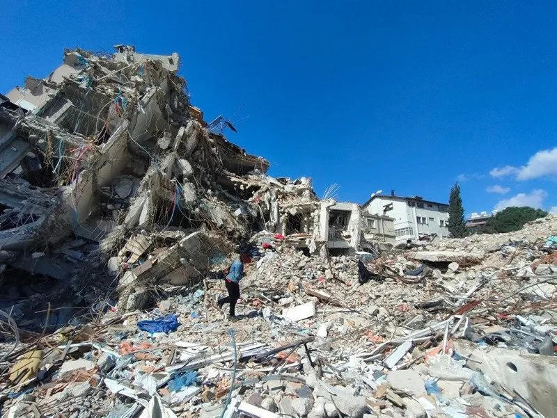 Türkiye’nin en uzun gecesi 6 Şubat: 105 saniyede 53 bin canımız gitti!