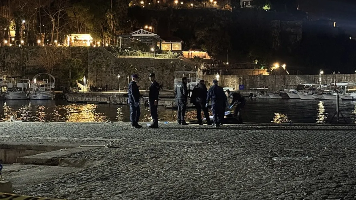 Falezlerden düşen kadın hayatını kaybetti Falezlerden düşen kadın hayatını kaybetti