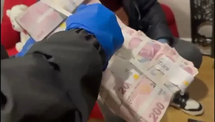 SON DAKİKA | Ekrem İmamoğlu’ndan gizli kasasına 50 milyonluk talimat! Emri konutundan bizzat verdi