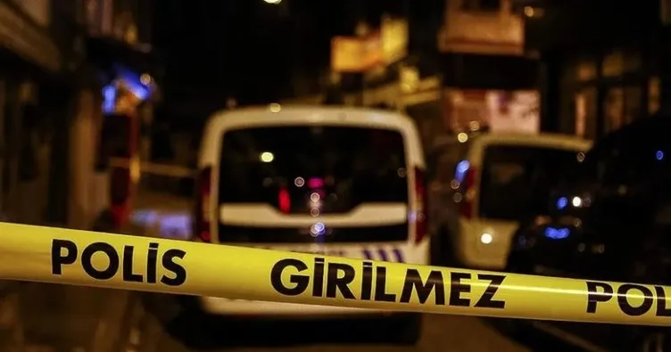 Silahını temizlerken kendini vurdu!