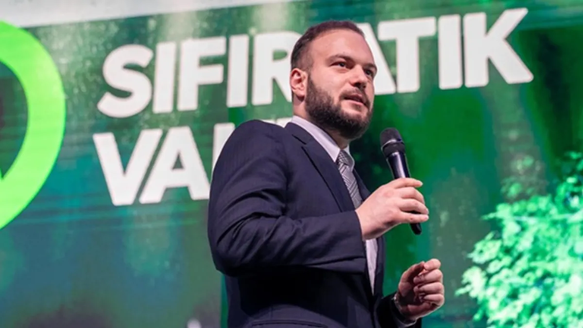 Sıfır Atık Vakfı Başkanı Samed Ağırbaş’tan Afrika’da COP31 temasları Sıfır Atık Vakfı Başkanı Samed Ağırbaş’tan Afrika’da COP31 temasları