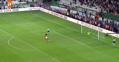 Gomis penaltıyı böyle kaçırdı!