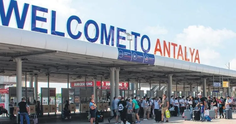 Antalya 2024’e rekorla başladı