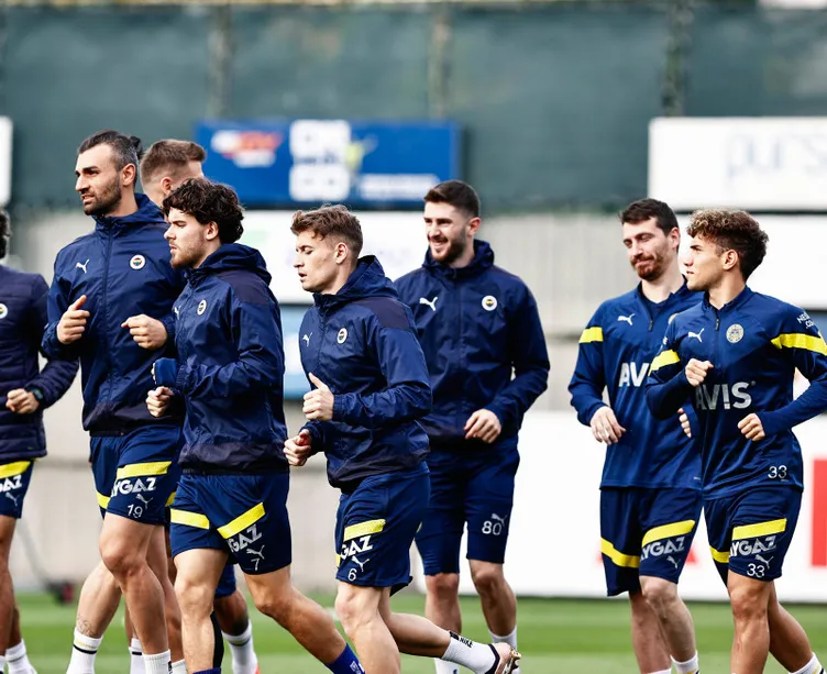 Son dakika transfer haberi: Galatasaray istedi Fenerbahçe devreye girdi! Yıldız oyuncu Süper Lig’e...