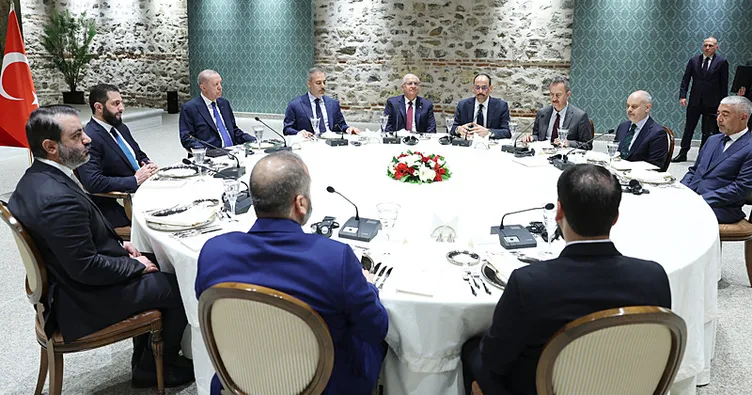 Son dakika: Başkan Erdoğan Dolmabahçe’de Şara ile bir araya geldi