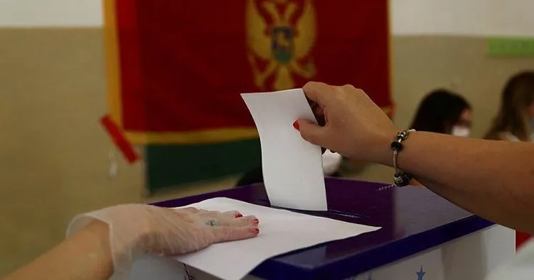 Karadağ’daki genel seçimde muhalefet kanadı zafer ilan etti