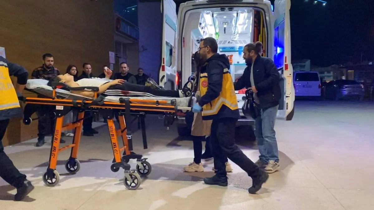 Bursa'da feci olay: İki genç kızın 'husumet' dehşeti! Biri ağır yaralandı...