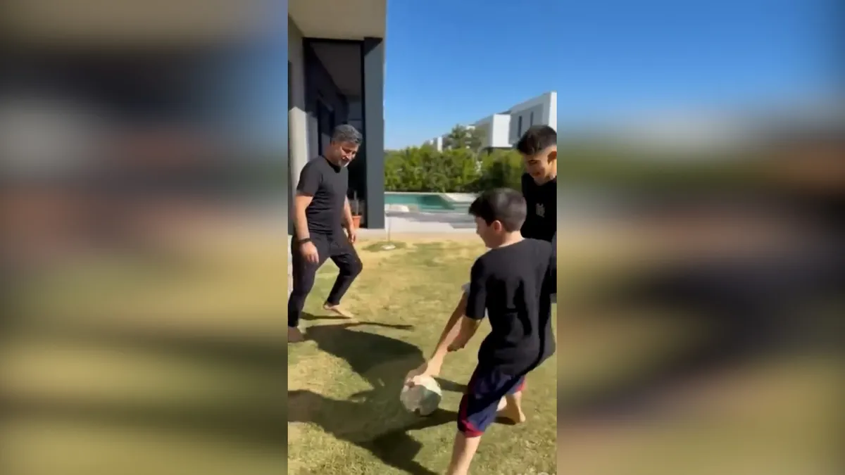 İzzet Yıldızhan’ın çocuklarıyla hafta sonu keyfi: O kareler sosyal medyayı yıktı! | Video videosunu izle İzzet Yıldızhan’ın çocuklarıyla hafta sonu keyfi: O kareler sosyal medyayı yıktı! | Video videosunu izle