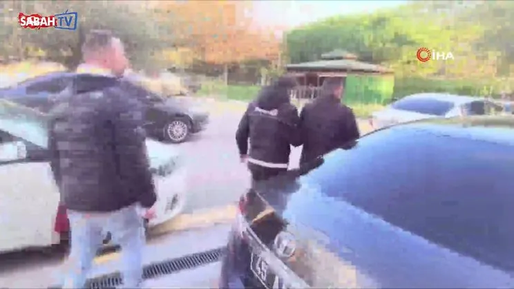 Akhisar'da uyuşturucu tacirlerine darbe: 3 kişi tutuklandı | Video