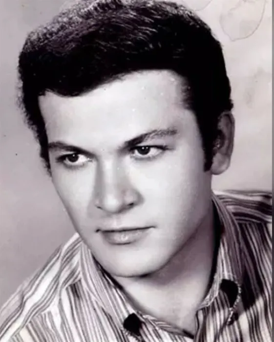 Türk sinemasının unutulmaz jönü Kartal Tibet oğluyla aynı filmde oynamış! Meğer oğlu da çok ünlü bir oyuncuymuş...