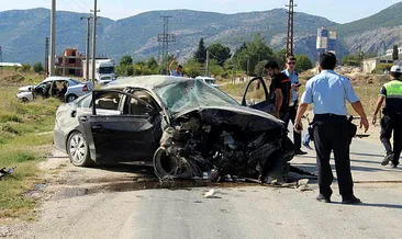 Bucak’ta iki otomobil çarpıştı:1 ölü, 2 yaralı