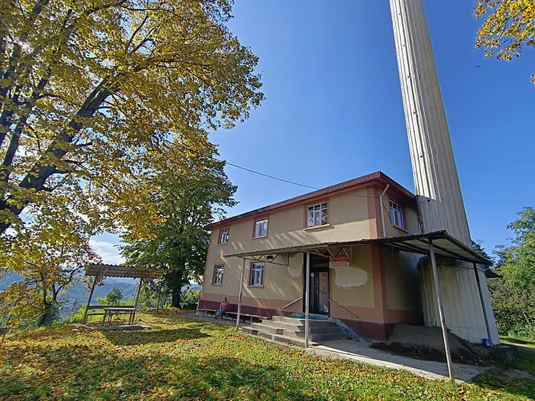 Ordu’da cami bahçesinde Roma dönemine ait eser bulundu: 1800 yıllık tarihin üzerine oturmuşlar!