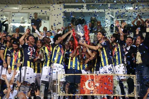 Fenerbahçe Türkiye Kupasını kazandı, sosyal medya yıkıldı