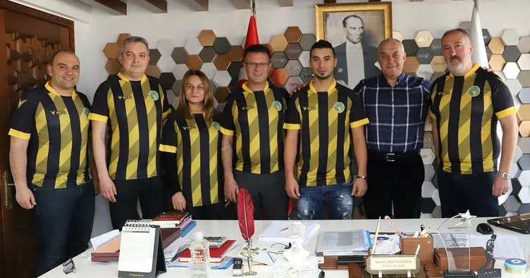 Fenerbahçe’nin eski futbolcusu Gökhan Emreciksin, Alaşehir Belediyespor’da