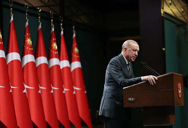 son-dakika-baskan-erdogandan-muhalefete-sert-tepki-mandacilik-zihniyetindeler-1744735260977.jpeg SON DAKİKA: Başkan Erdoğan duyurdu! 25 bin yeni öğretmen ataması yapılacak