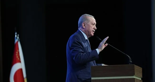 SON DAKİKA | AK Parti’de 2026’nın yol haritası belirlenecek! Yenilenen teşkilat ile ilk kamp: 4 ayrı başlıkta oturumlar yapılacak