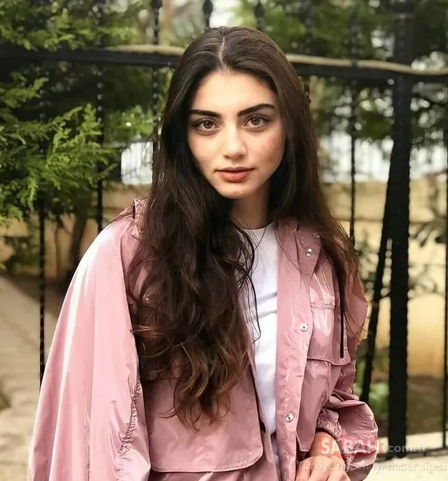 Kuruluş Osman'ın Bala Hatun'u Özge Törer gerçekte bambaşka! Kuruluş Osman'ın güzeli Özge Törer'i bir de böyle görün...