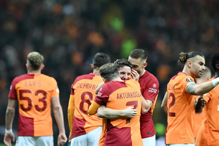 Son dakika Galatasaray haberi: Mauro Icardi ve Okan Buruk tarihe geçti! Avrupa Ligi’nde...