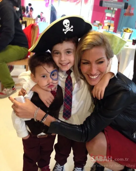 Çağla Şıkel çocuklarını paylaşmaya doyamıyor! Çağla Şıkel’in oğlu Kuzey şimdi mankenlere taş çıkarıyor!