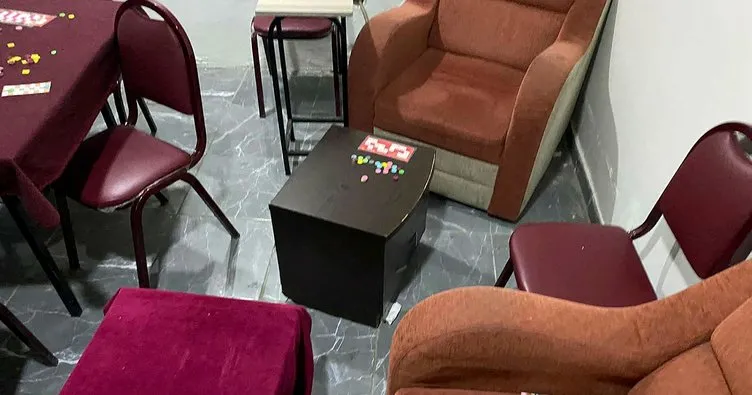 Sakarya’da kahvehane deposunda kumar oynayan 18 kişiye para cezası