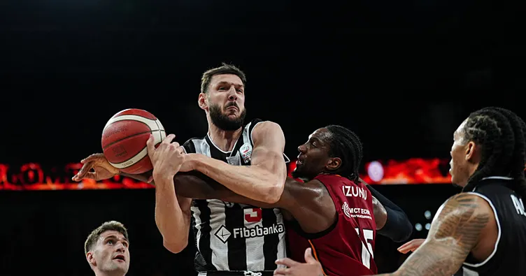 Beşiktaş, Galatasaray’ı farklı geçti! Kartal, yarı finalde...