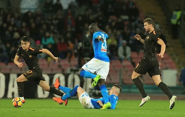 Cengiz Ünder, İtalya'yı yine salladı!