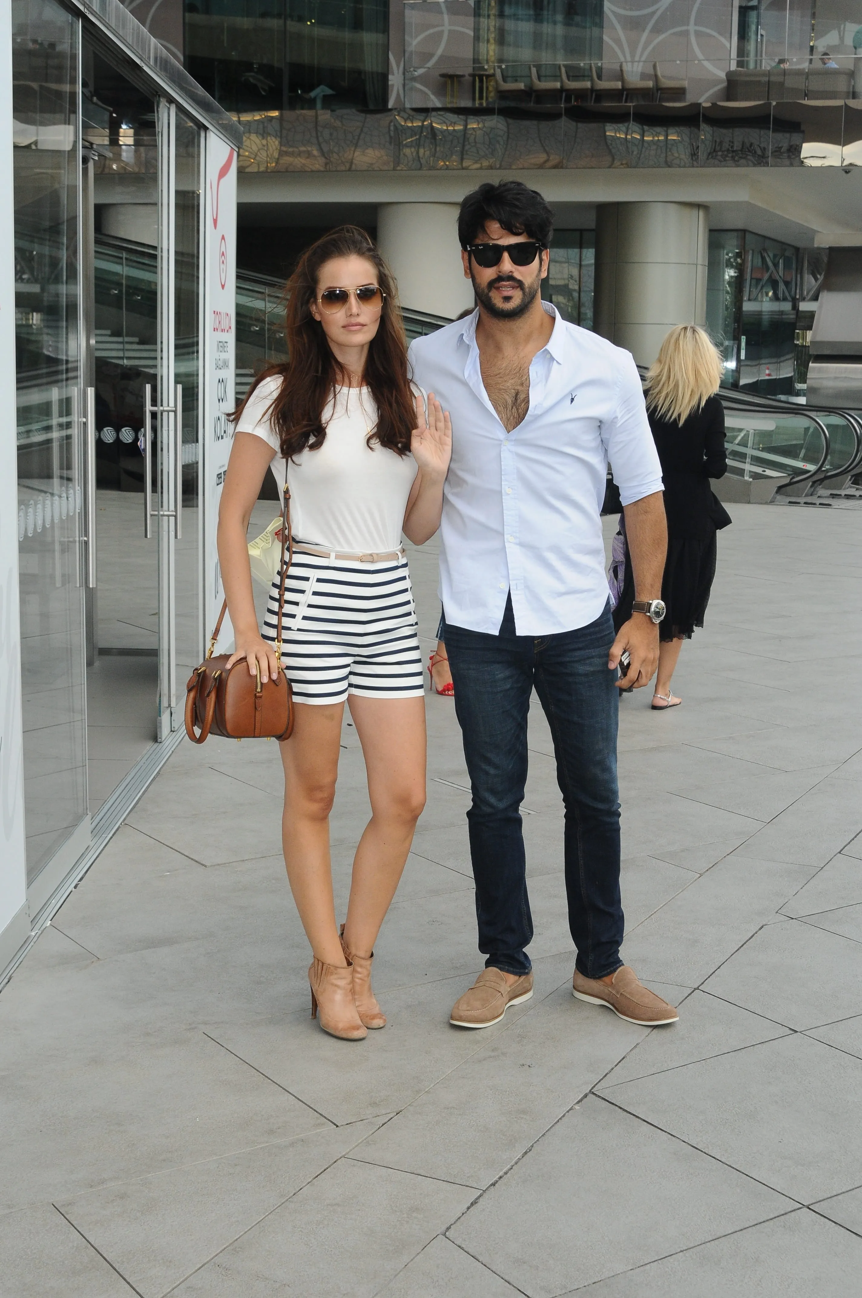 Burak Özçivit, Fahriye Evcen'i ailesinden istedi ...