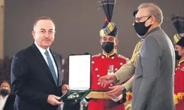 Pakistan’dan Çavuşoğlu’na devlet nişanı