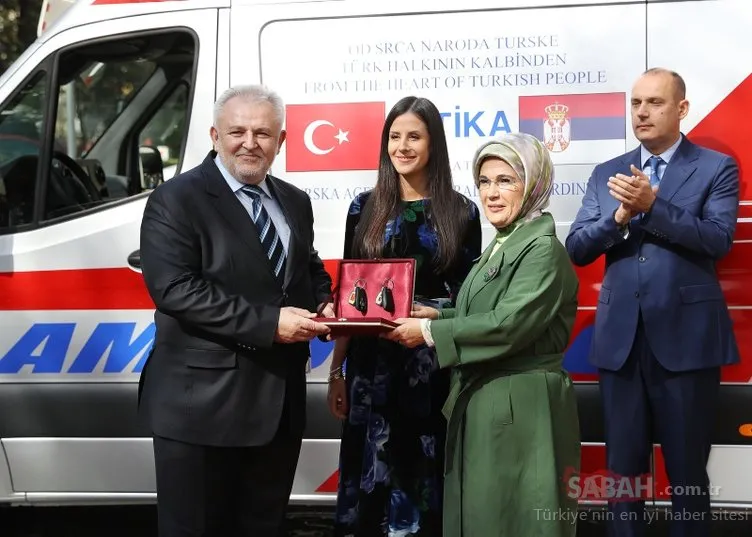 Emine Erdoğan Belgrad’da çocuk hastanesini ziyaret etti