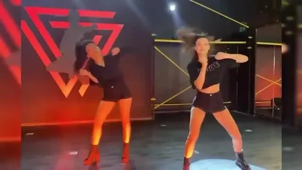 Afra Saracoğlu, yaptığı K-Pop dansıyla izleyenleri hayran bıraktı! | Video