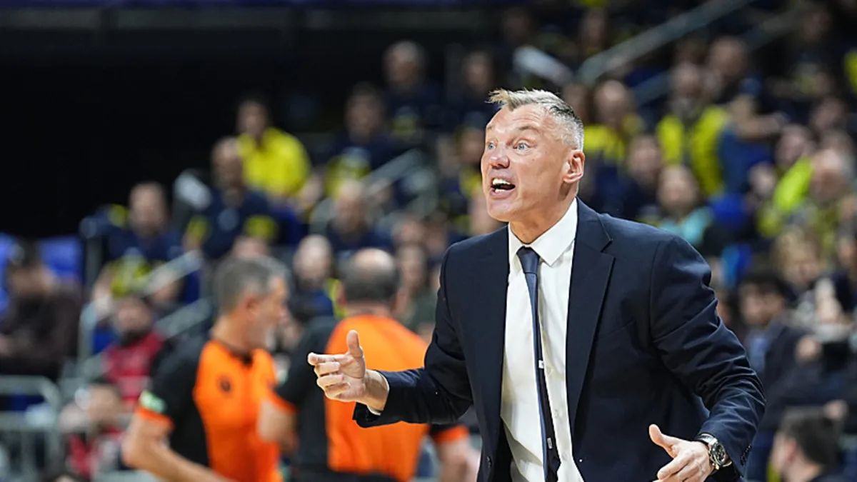 Sarunas Jasikevicius: “Rakibin sertliğine cevap verdik” Sarunas Jasikevicius: “Rakibin sertliğine cevap verdik”