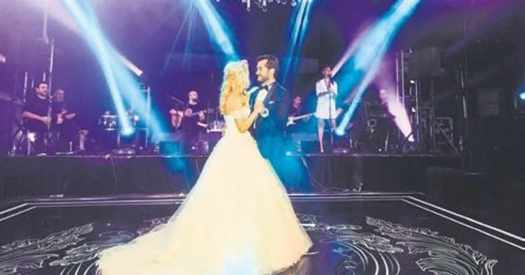 Havai fişeklerin yerine ışık şovu