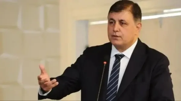 once-memurlar-simdi-de-isciler-izmirde-eylemsiz-gun-gecmiyor-1779095816032.jpg
