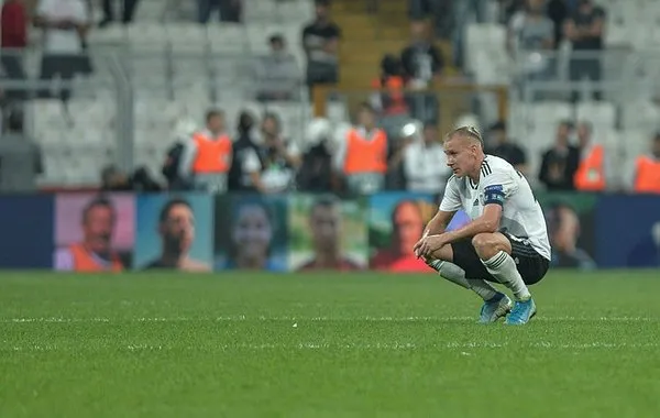 Beşiktaş Wolverhampton'a yenildi, taraftar çıldırdı!
