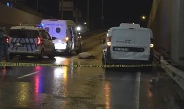 İzmir'de feci ölüm: Yakıt doldururken araç çarptı! #izmir