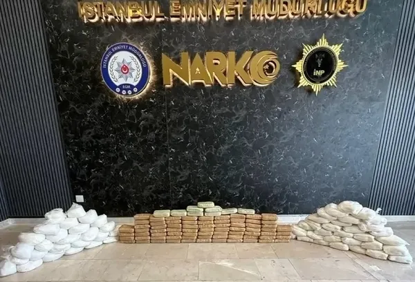 metropollerde-uyusturucuya-gecit-yok-3975-kilo-uyusturucu-ele-gecirildi-1750420291929.jpg