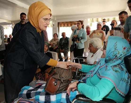 Emine Erdoğan'dan huzurevi ziyareti - 3