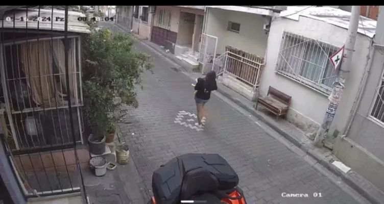 İzmir’de sapık motokurye üç saat arayla iki kızı elle taciz etti: O anlar kamerada!