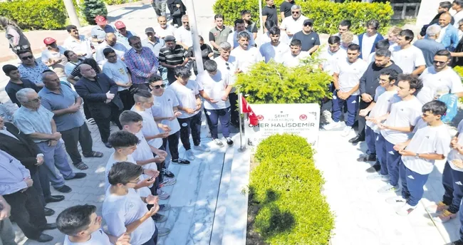 Destanın 10. yılında şehitlere vefa