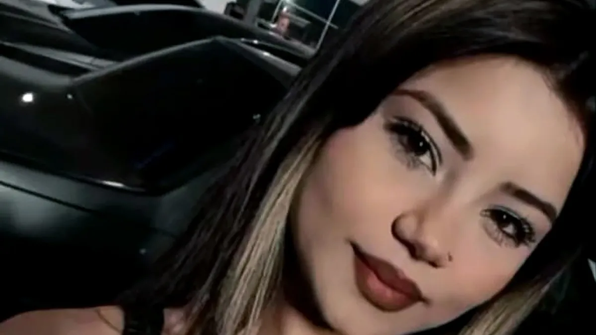 Köprü ayağına çarpan motosikletteki genç kız öldü Köprü ayağına çarpan motosikletteki genç kız öldü