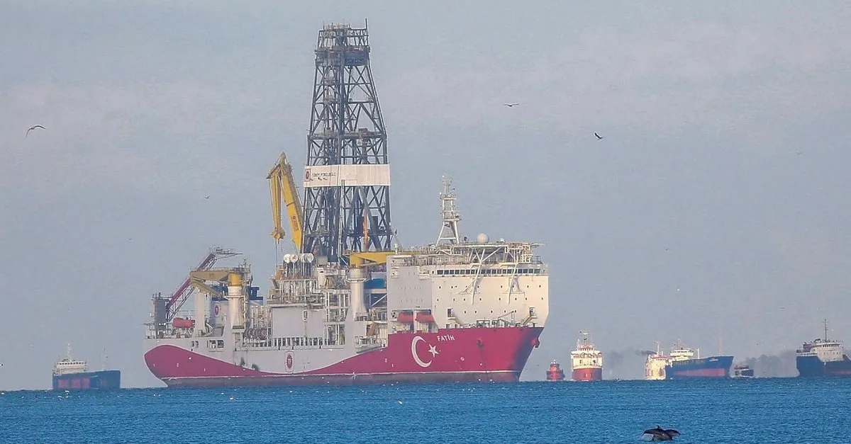 Bakan Dönmez: Fatih sondaj gemimizin yeni durağı Karadeniz olacak