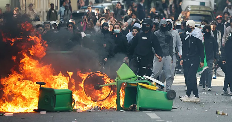 Fransa’da 735 okul protestolardan etkilendi