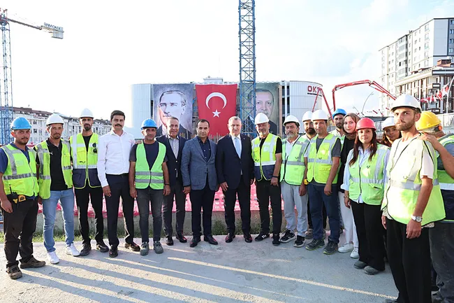 bakan-bak-cocuklarimiz-icin-guzel-bir-eser-ortaya-cikiyor-1787944123762.jpg Bakan Bak: