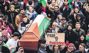 Meydanlarda tepki dinmiyor